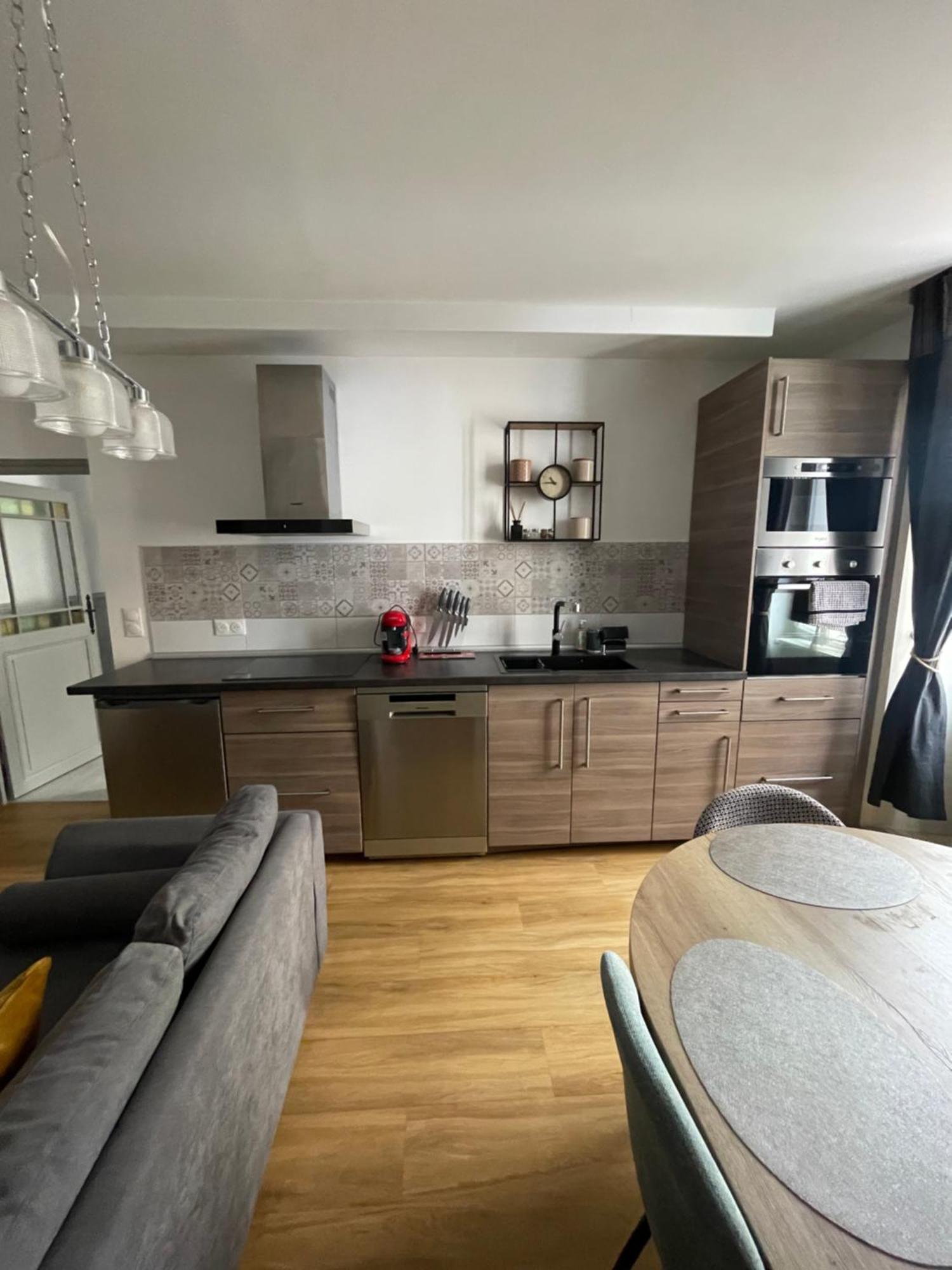 Appartement Moderne Centre Ville, 5 Personnes, 65 M2 Семюр-ан-Оксуа Екстериор снимка